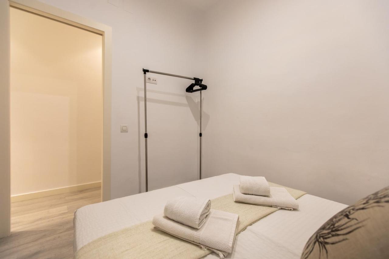 Pere Serafi 2 Bedroom Apartment Барселона Экстерьер фото