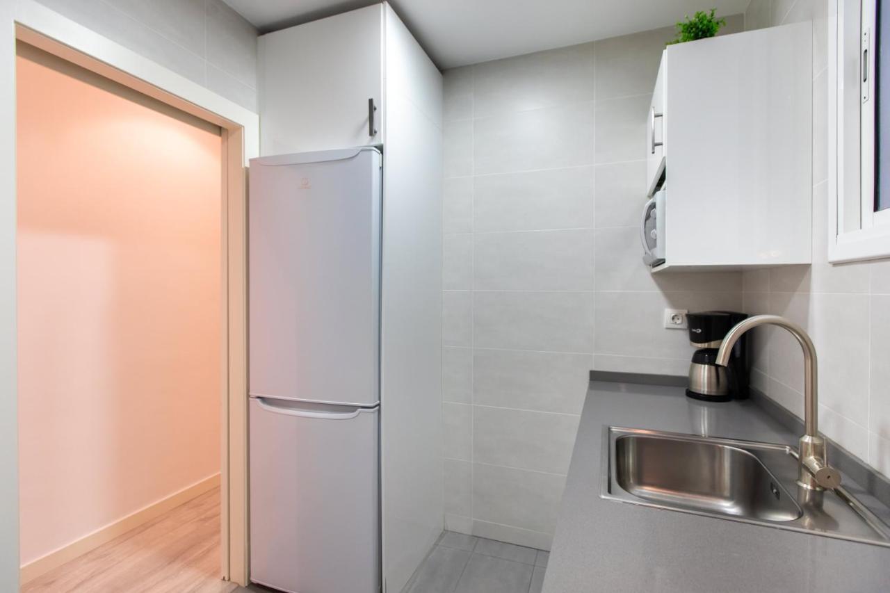 Pere Serafi 2 Bedroom Apartment Барселона Экстерьер фото