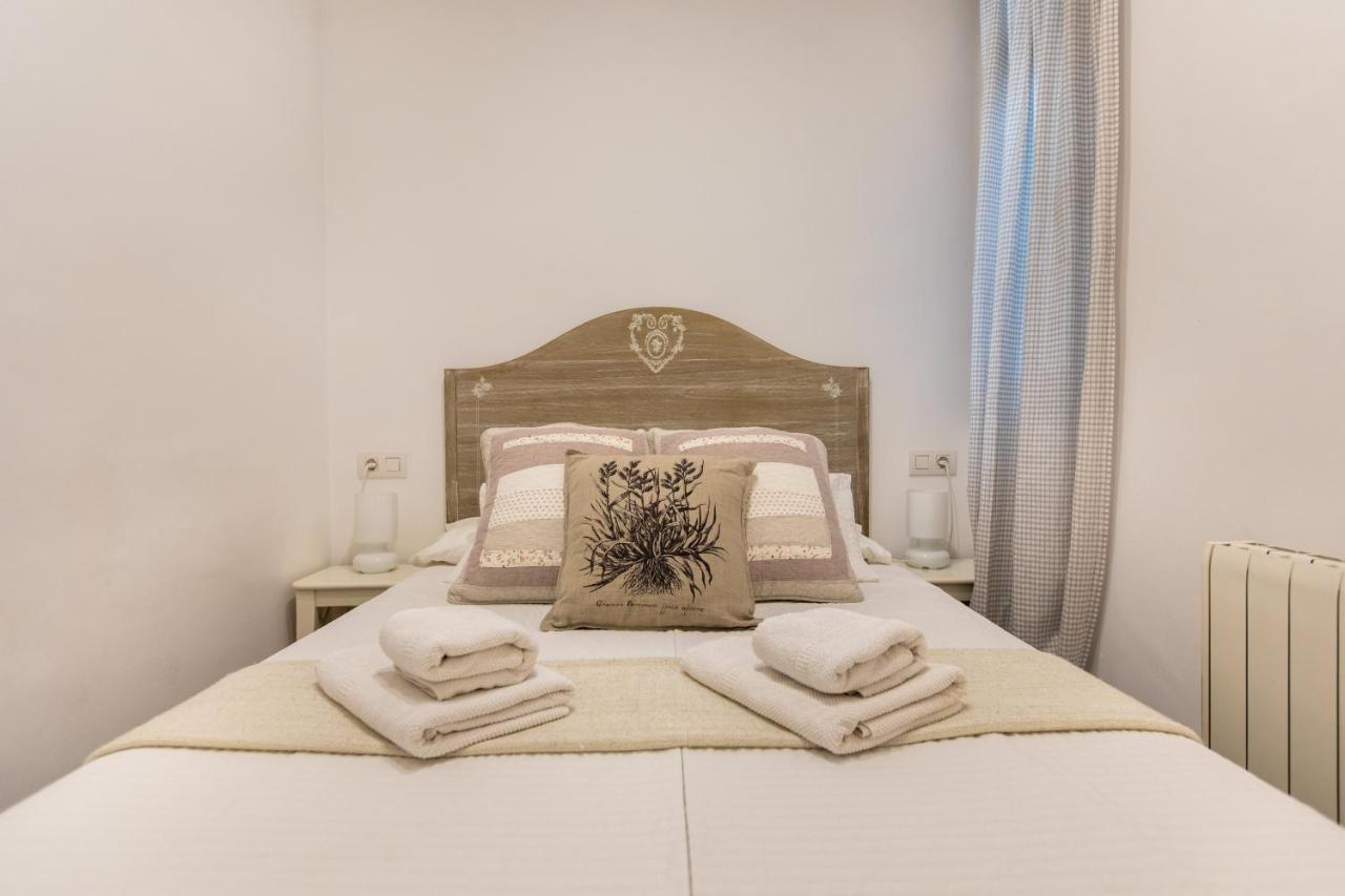 Pere Serafi 2 Bedroom Apartment Барселона Экстерьер фото