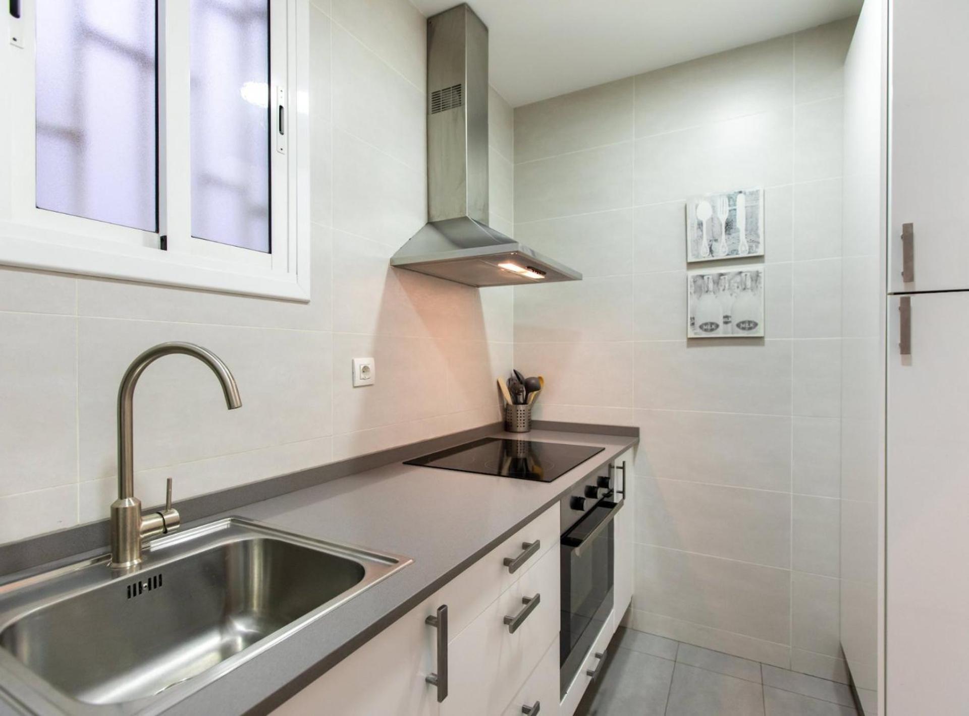 Pere Serafi 2 Bedroom Apartment Барселона Экстерьер фото