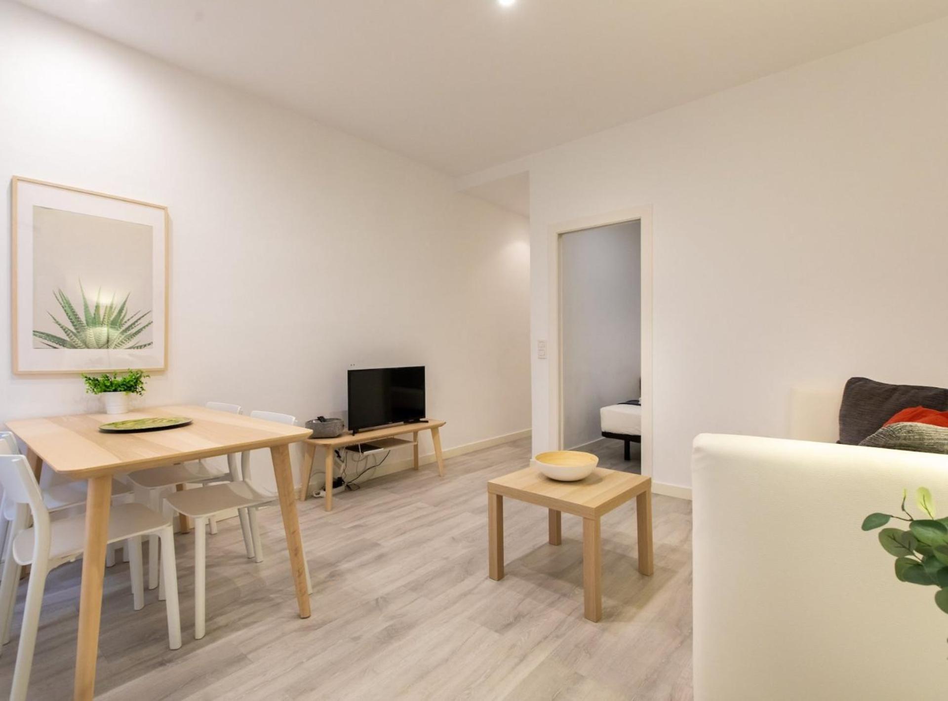 Pere Serafi 2 Bedroom Apartment Барселона Экстерьер фото