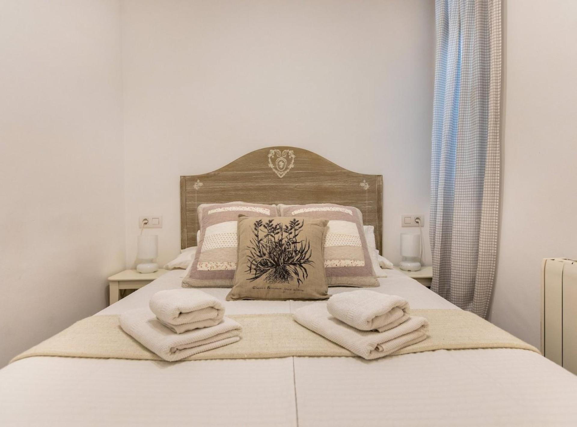 Pere Serafi 2 Bedroom Apartment Барселона Экстерьер фото