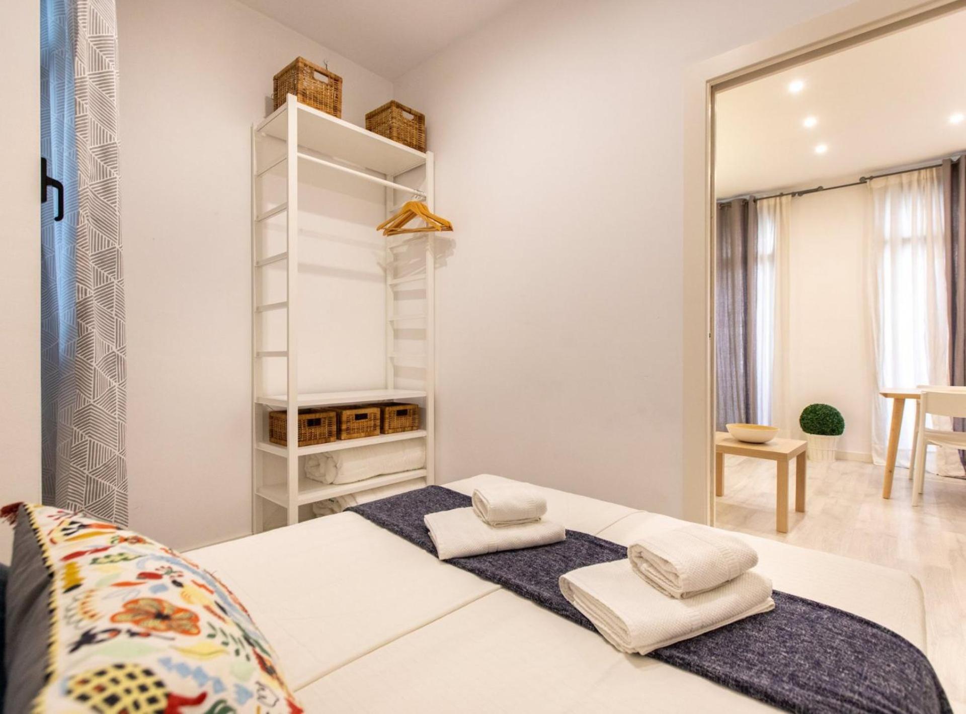 Pere Serafi 2 Bedroom Apartment Барселона Экстерьер фото